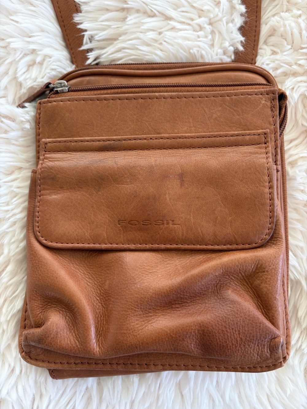 Fossil Tan Leather Messenger Crossbody Bag - Picture 2 of 6